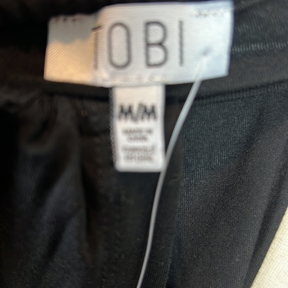 NWT Tobi Open Back Halter Top Black Medium Long - Picture 7 of 9